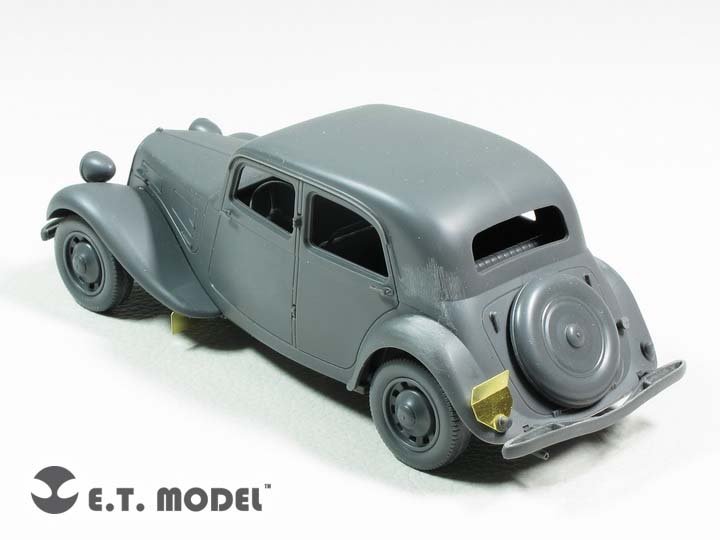 E.T. Model E35-229 WWII CITROEN Traction 11CV Staff Car (For TAMIYA 35301) 1/35 – zdjęcie 3