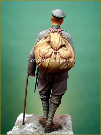 Young Miniatures YM7001-R Oberleutnant 3rd Light Infantry Regiment 1917 70mm – zdjęcie 4