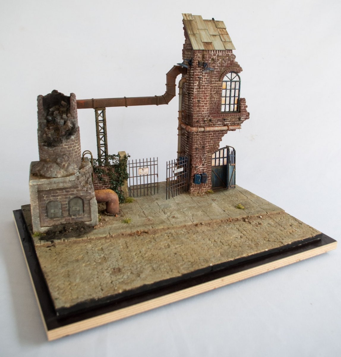 RT-Diorama 35304 Diorama-Base: &amp;quot;Grudinin Mill Stalingrad&amp;quot; 1/35 – zdjęcie 4