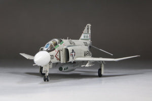 Fine Molds 72843 US MARINE F-4J Jet Fighter MARINES 1/72 – image 4