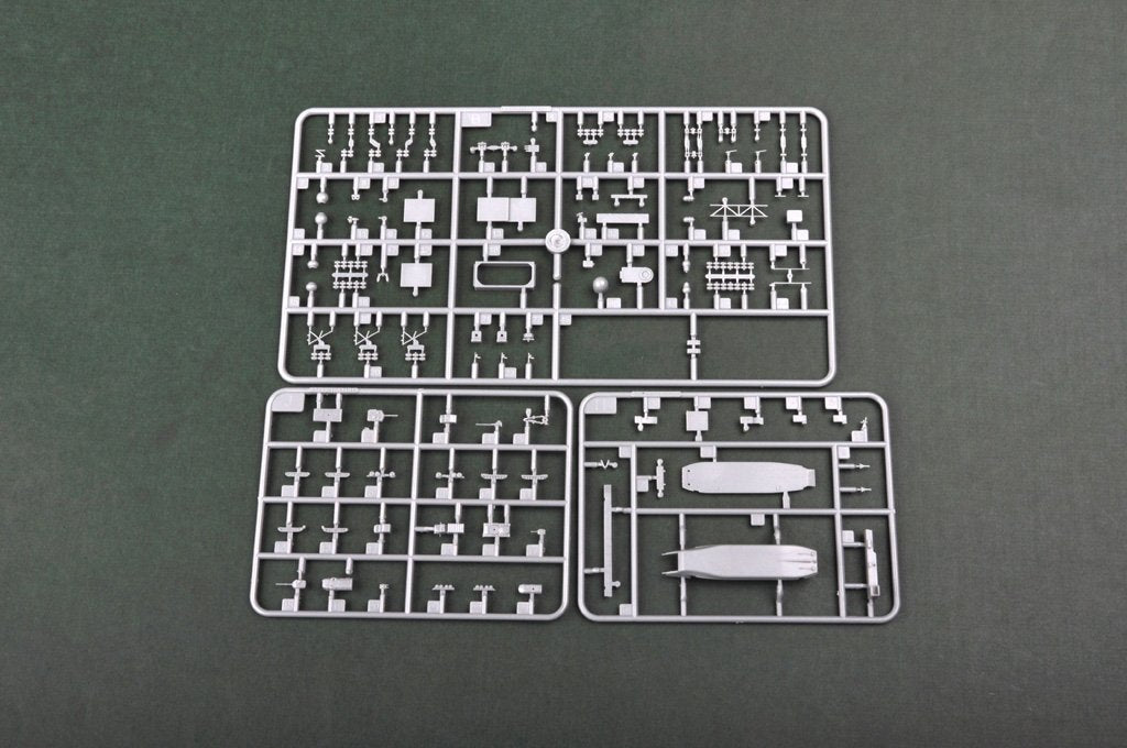 Hobby Boss 83404 USS Kearsarge LHD-3 1/700 – image 11