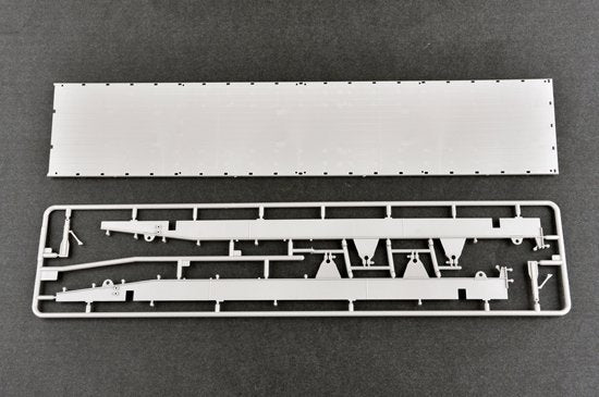 Trumpeter 01015 M915 Tractor with M872 Flatbed trailer / 40FT Container 1/35 – image 9