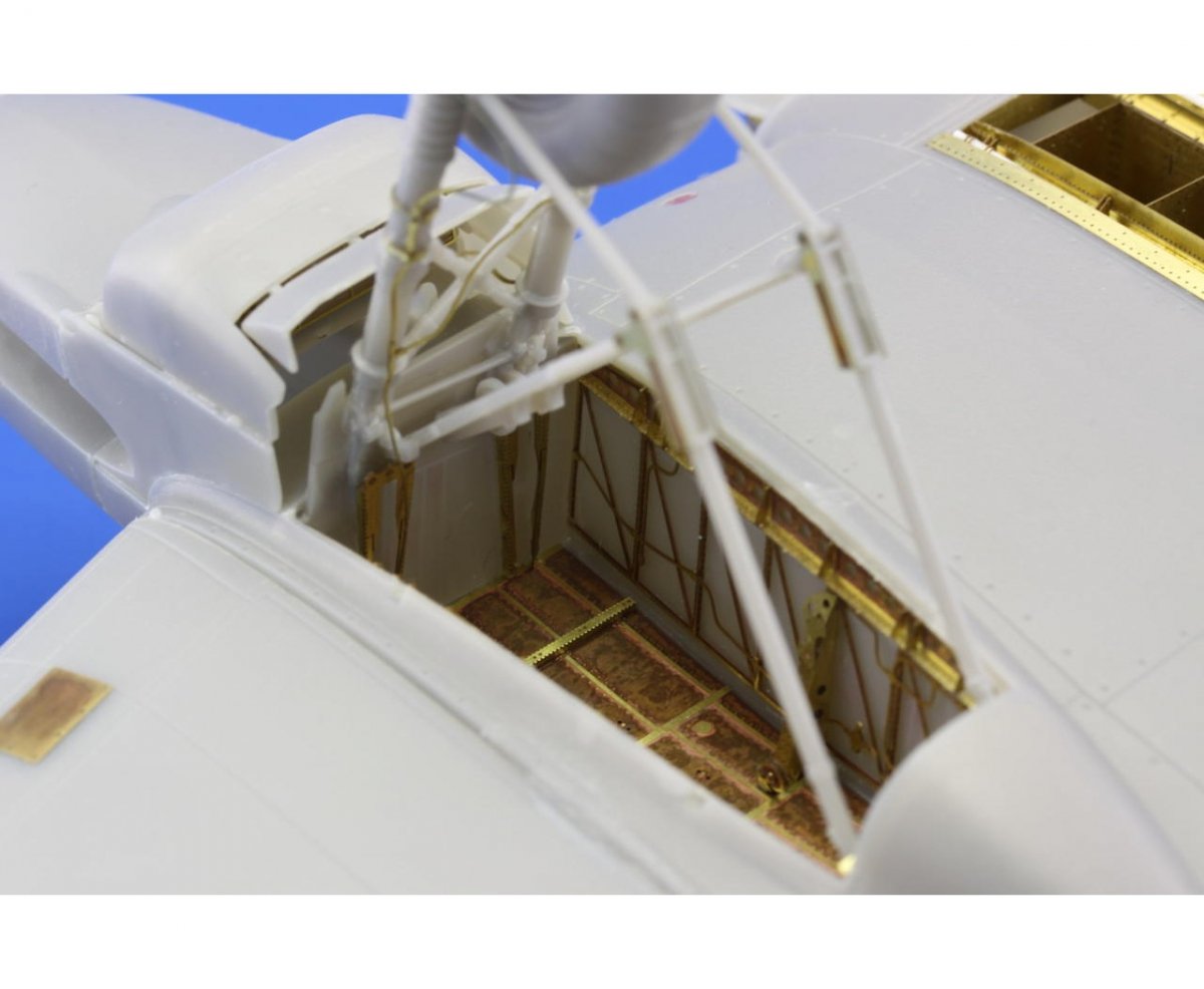 Eduard 32306 He 111 undercarriage 1/32 Revell – zdjęcie 3