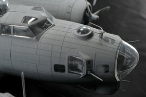 HK Models 01E04 B-17 Flying Fortress F and G 1/32 – zdjęcie 13