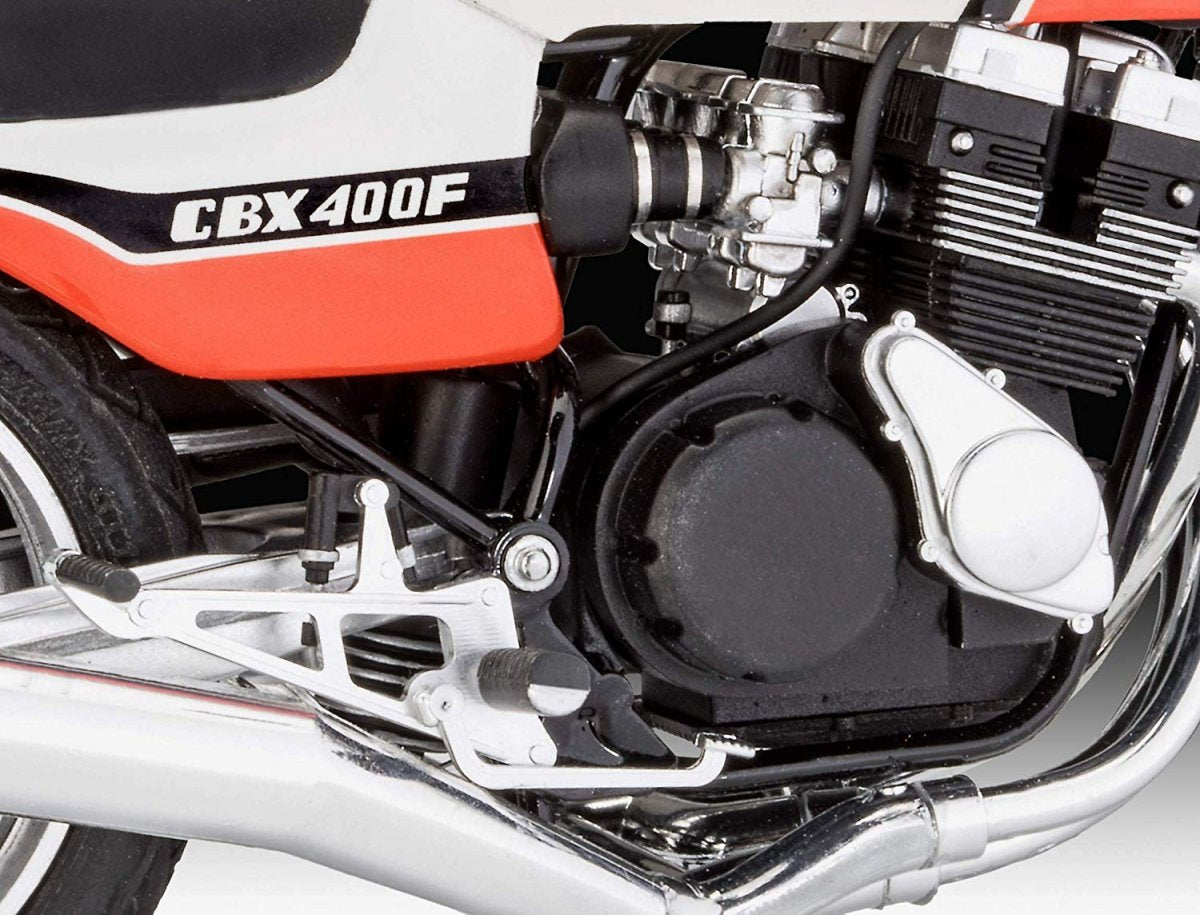 Revell 07939 Honda CBX 400 F 1/12 – image 7