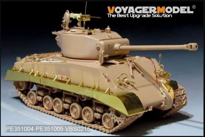 Maquette Voyager PE351005 Garde-boue/Chenilles HVSS pour char américain M4A3E8 de la Seconde Guerre mondiale RFM 5028 1/35