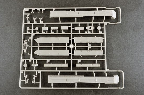 Trumpeter 09588 Russian T-80BVM MBT(Marine Corps) 1/35 – image 6