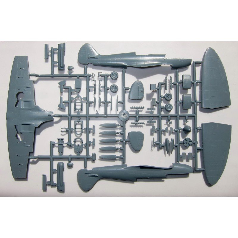 Sword 72097 Supermarine Spitfire FR Mk.XIV E 1/72 – zdjęcie 4