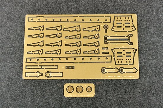 Trumpeter 02212 P-40N War Hawk 1/32 – immagine 13