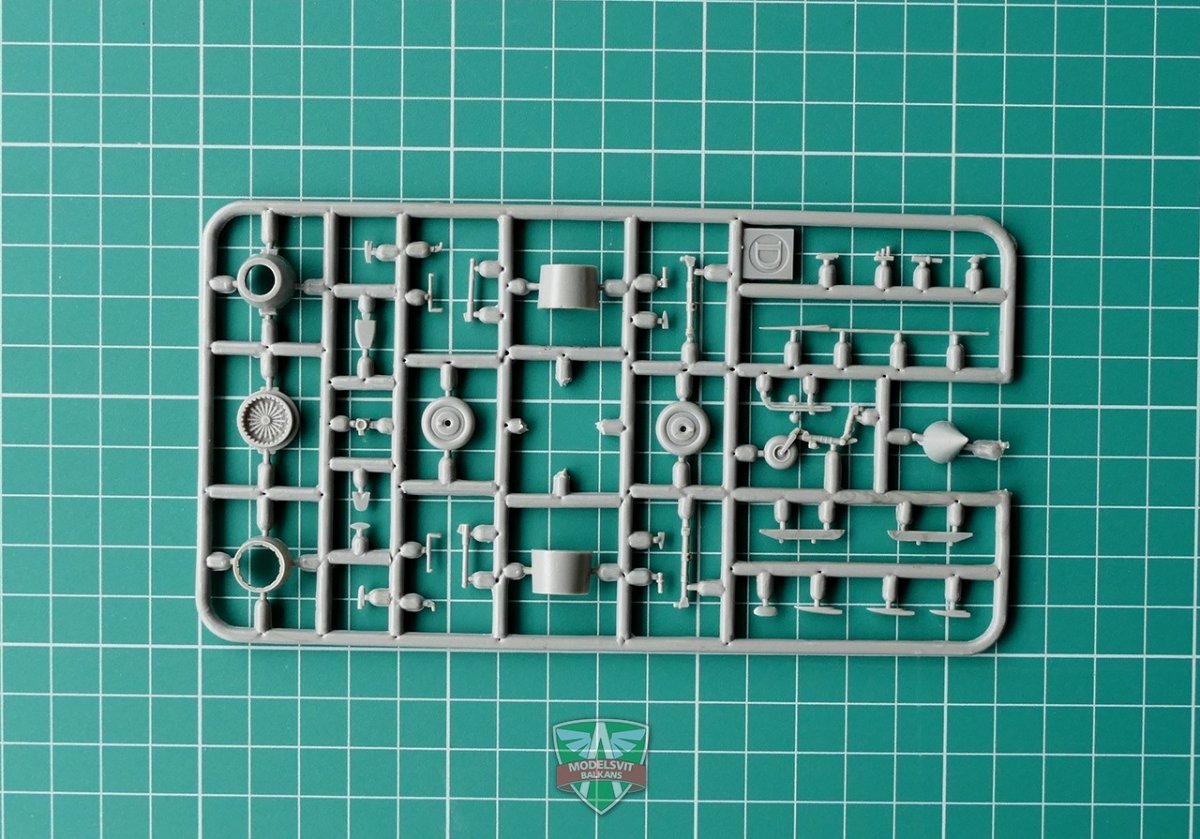 Modelsvit 72003 Analog A-144-1 (MiG21 prototype #1) 1/72 – zdjęcie 4