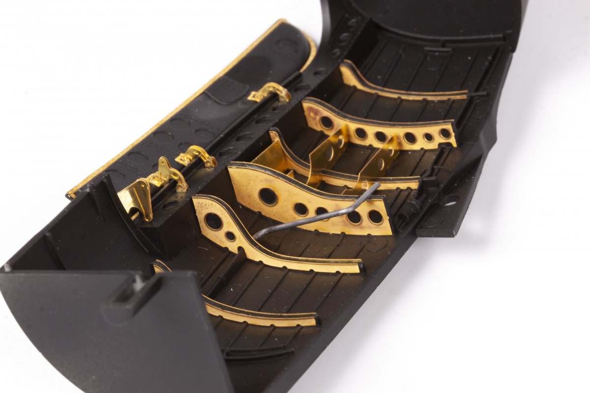 Eduard 32485 A-20G main wheel wells HONG KONG MODELS 1/32 – zdjęcie 5