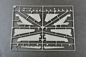 Trumpeter 01673 Su-24M Fencer-D – image 8