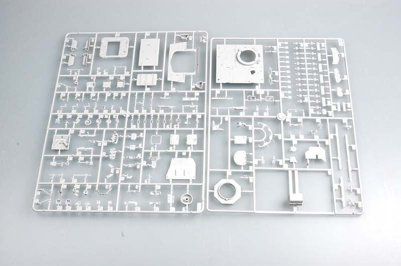 Trumpeter 00398 United State Army M1131 Stryker FSV 1/35 – zdjęcie 12