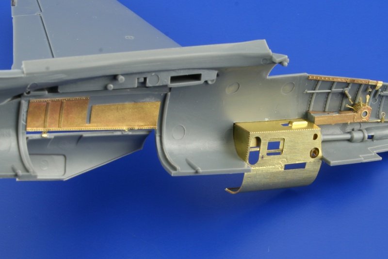 Eduard 49339 He 162A-2 Spatz 1/48 Tamiya – zdjęcie 6
