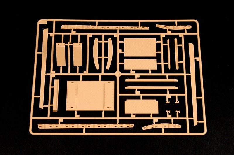 Trumpeter 00221 Schwere Plattformwagen Type SSyms 80 1/35 – image 8