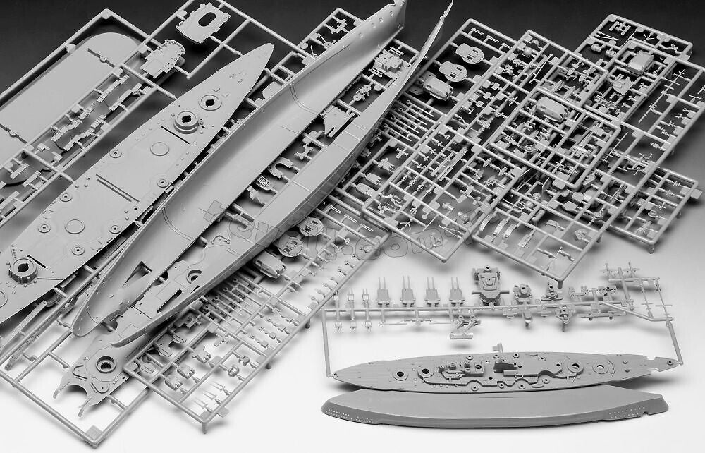 Revell 05637 Gift Set - The Legendary Bismarck 1/700 – image 8