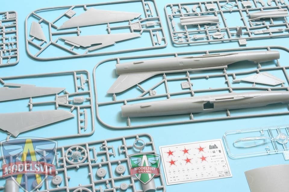 Modelsvit 72027 I-7U Supersonic interceptor prototype 1/72 – zdjęcie 4