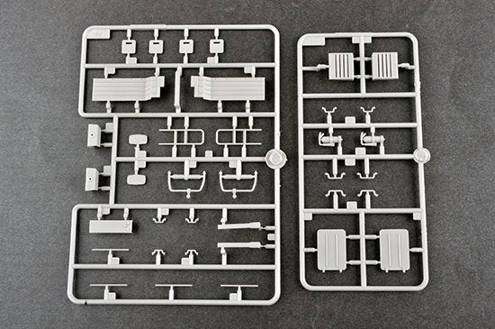 Trumpeter 01065 MAZ-537G Late Production type with ChMZAP-9990 semi-trailer 1/35 – zdjęcie 15
