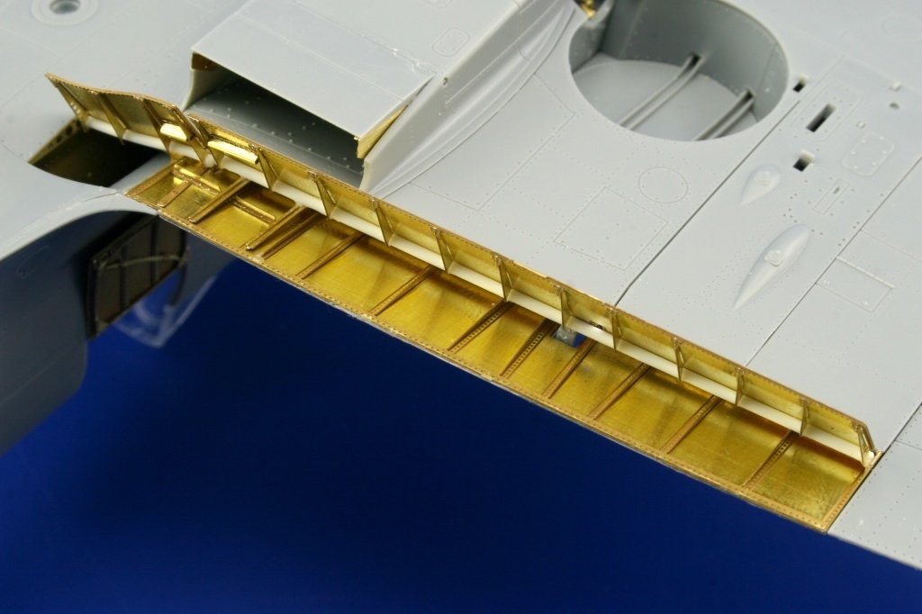 Eduard 32246 Spitfire Mk. IX landing flaps 1/32 Tamiya – zdjęcie 2