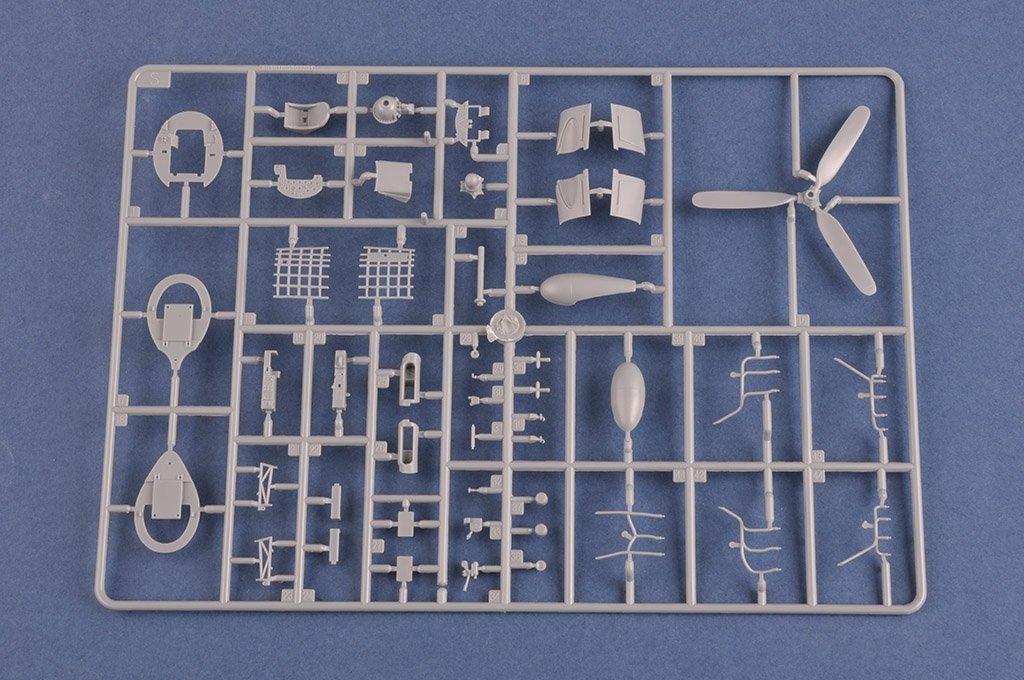 Hobby Boss 80383 F4U-1A Corsair 1/48 – zdjęcie 7