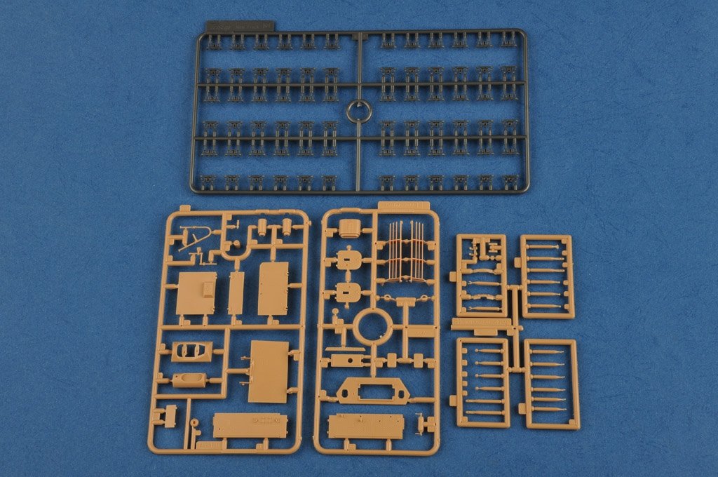 Hobby Boss 80131 German Panzerkampfwagen IV Ausf B – image 7