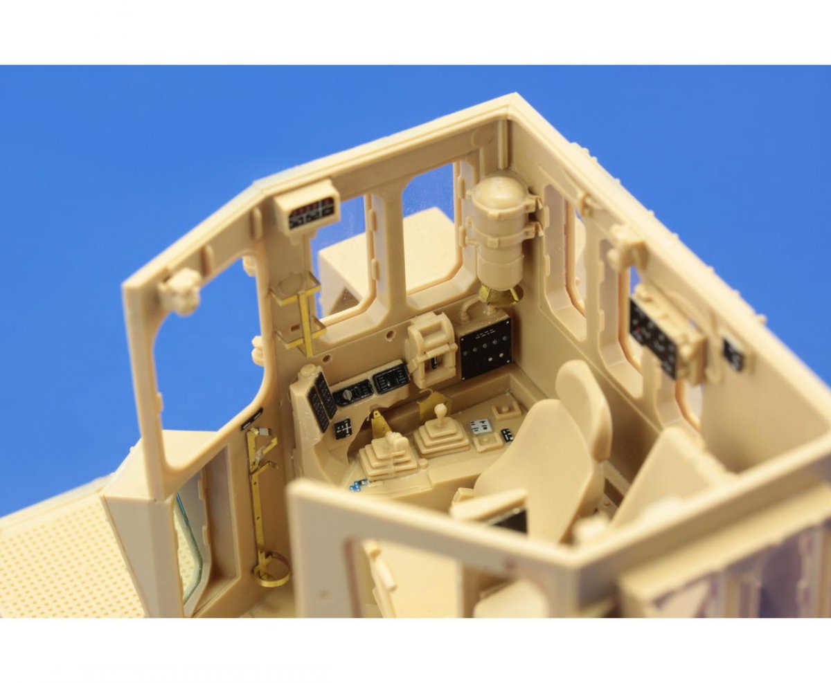 Eduard 36268 Doobi Bulldozer interior - colour 1/35 Meng – zdjęcie 6