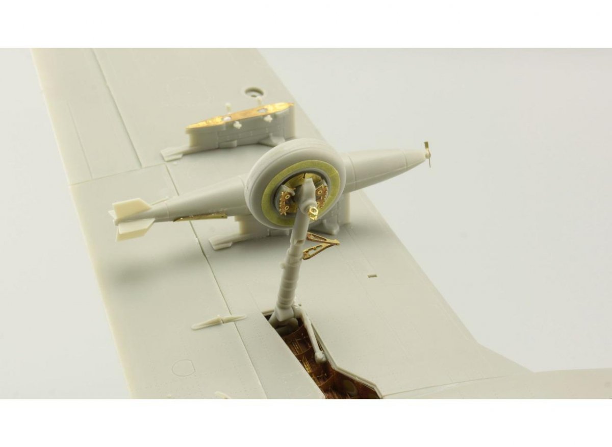 Eduard 32390 T-28B/ D Trojan undercarriage KITTY HAWK 1/32 – zdjęcie 5