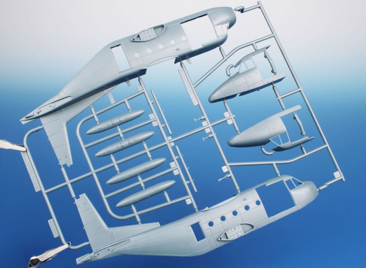Special Hobby 72489 CASA C-212-300/400 &amp;#39;Long Nosed Casas&amp;#39; 1/72 – zdjęcie 8