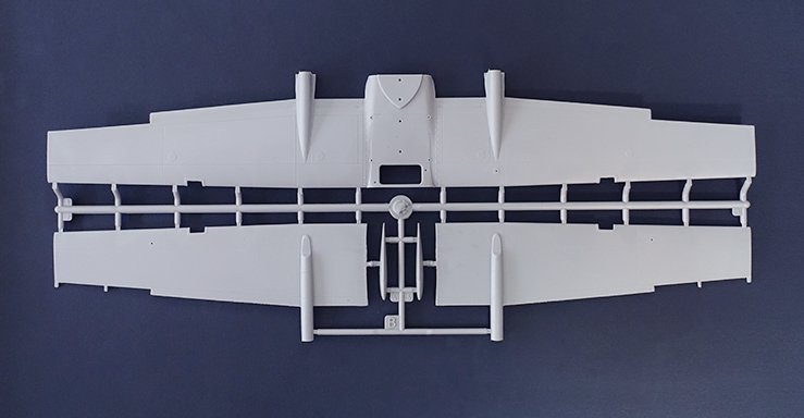 Roden 632 Cessna O-2A Skymaster 1/32 – Bild 4