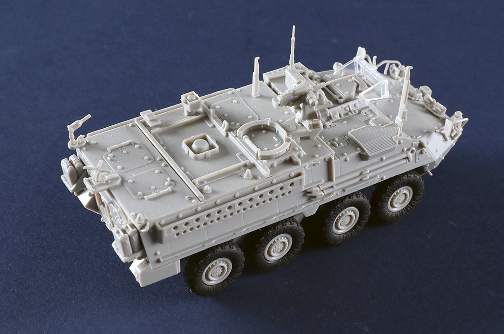 Trumpeter 07423 M1130 Stryker Command Vehicle 1/72 – zdjęcie 5