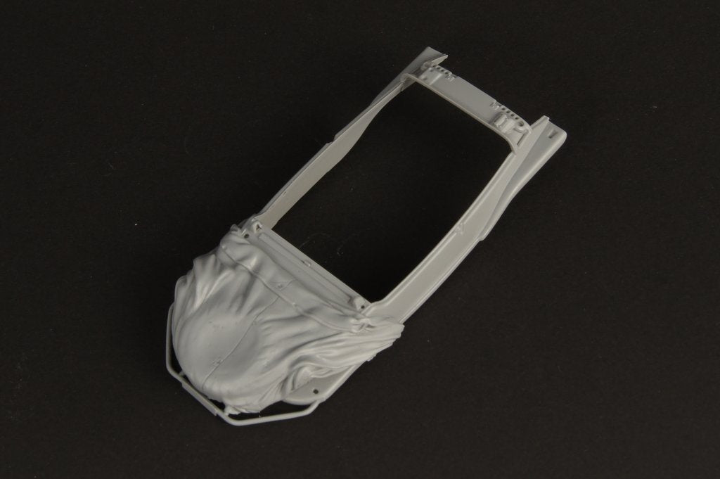 Panzer Art RE35-303 Schwimmwagen with Zeltbahn camouflage net 1/35 – image 4