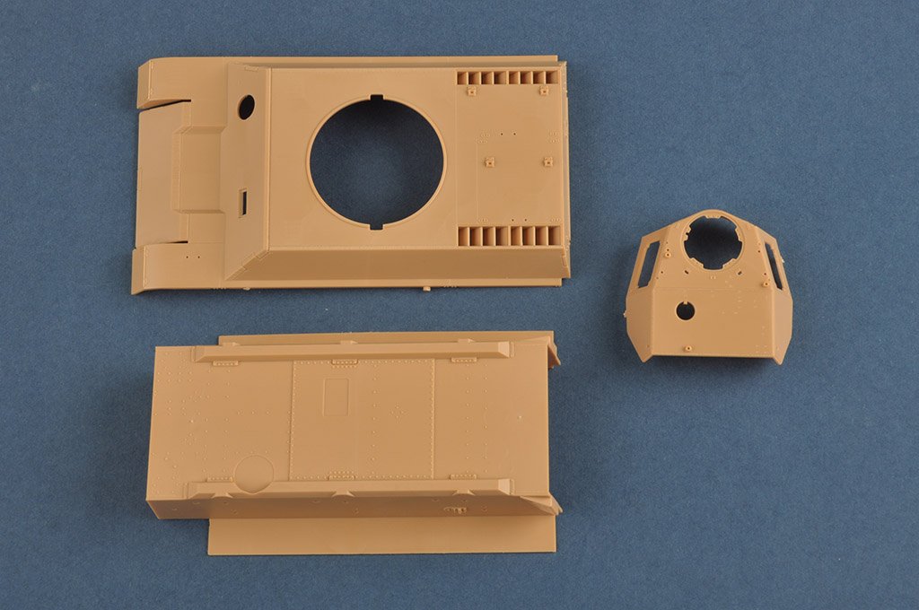 Hobby Boss 80151 German Type III/IV Hybrid Chassis Tank Small Turret 1/35 – zdjęcie 5