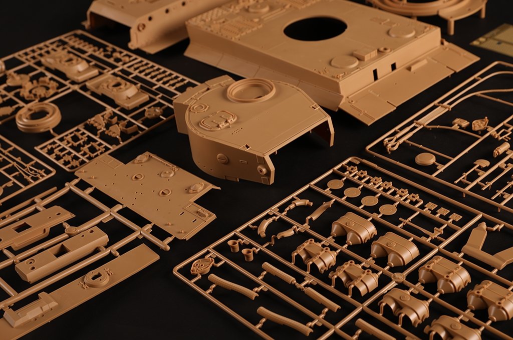 Hobby Boss 82607 Pz.Kpfw. VI Tiger 1 Early 1/16 – zdjęcie 21