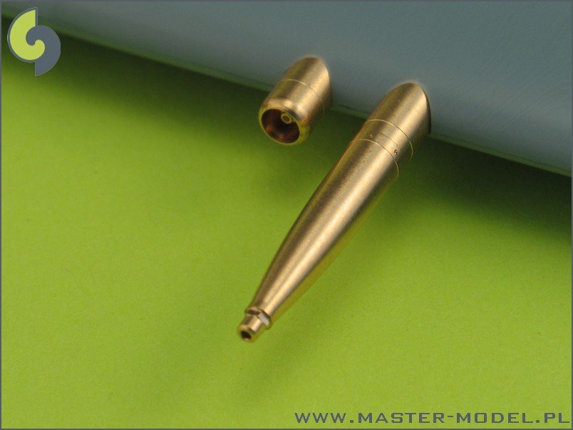 Master AM-32-020 Supermarine Spitfire E wing late - Hispano 20mm &amp;amp; .50cal in fairings (1/32) – image 4
