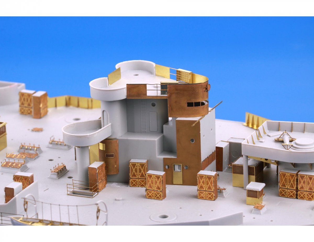 Eduard 53194 HMS Hood pt. 6 superstructure TRUMPETER 1/200 – image 3