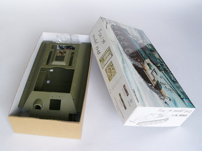 Trumpeter 00905 T-34/76 Model 1942 1/16 – zdjęcie 20