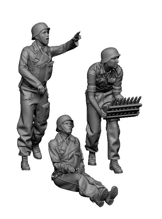 Glowel Miniatures 35062 3.7cm Mobelwagen Crew (3 Figures, 3D Printed) 1/35