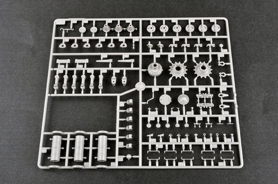 Trumpeter 05591 Soviet JSU-152K Armored Self-Propelled Gun 1/35 – zdjęcie 6
