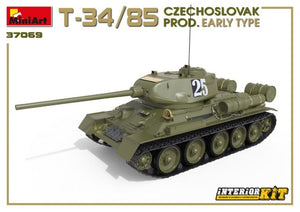Miniart 37069 T-34/85 Czechoslovak Prod. Early Type 1/35 – Bild 4