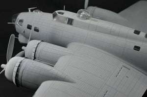 HK Models 01E04 B-17 Flying Fortress F and G 1/32 – zdjęcie 9