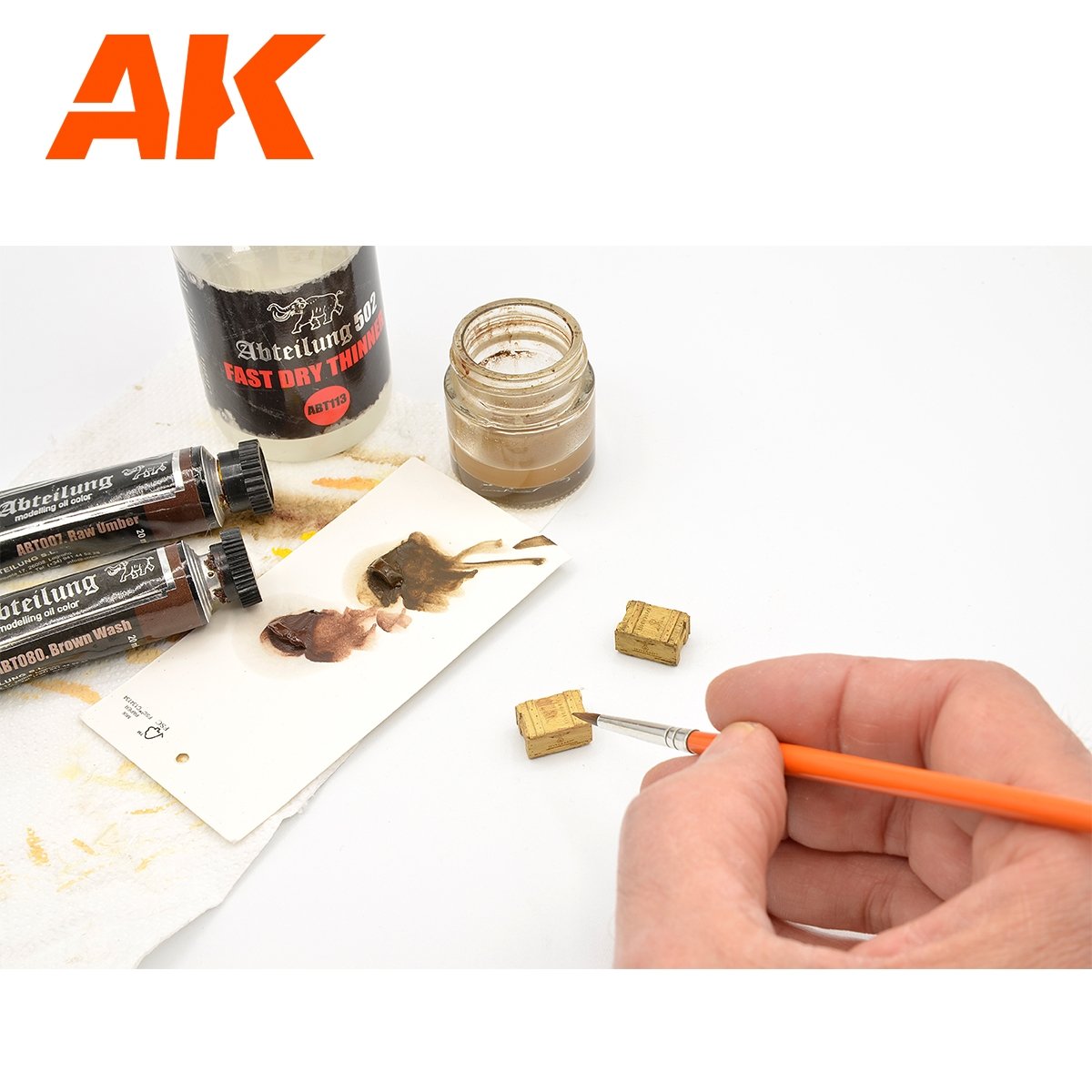 AK Interactive AK8229 LASER CUT WOODEN BOX 002 DYNAMIT (8 UNITS) 1/35 – image 3