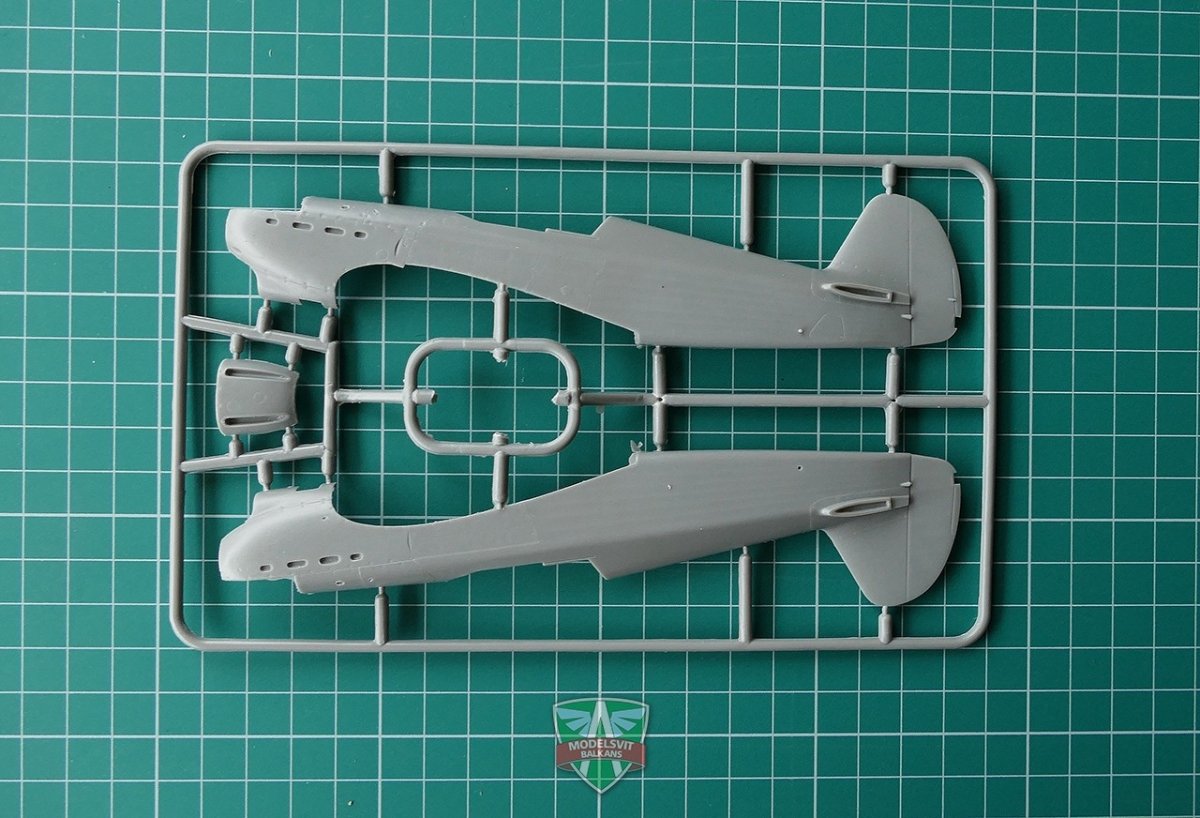 Modelsvit 4803 Yak-1 Early version 1/48 – zdjęcie 6