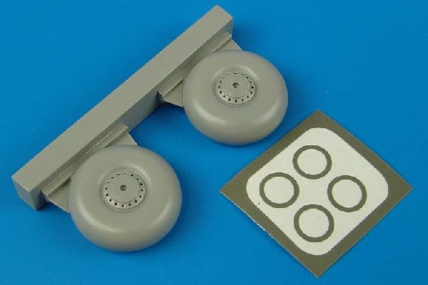 Aires 7204 Lancester wheels & paint masks 1/72 Revell