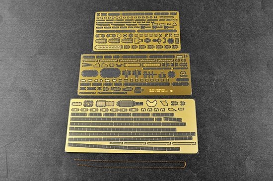 Trumpeter 05359 German Tirpitz Battleship 1/350 – image 6