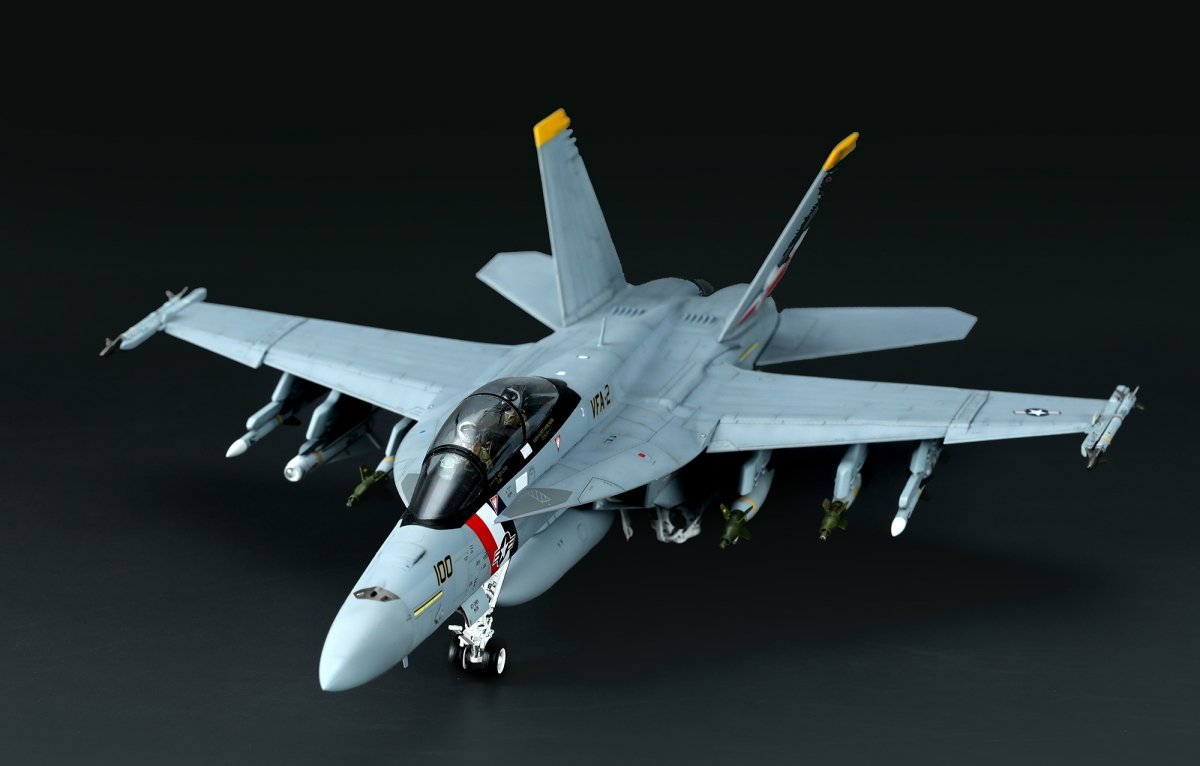 Meng LS-016 BOEING F/A-18F SUPER HORNET BOUNTY HUNTERS 1/48 – zdjęcie 2