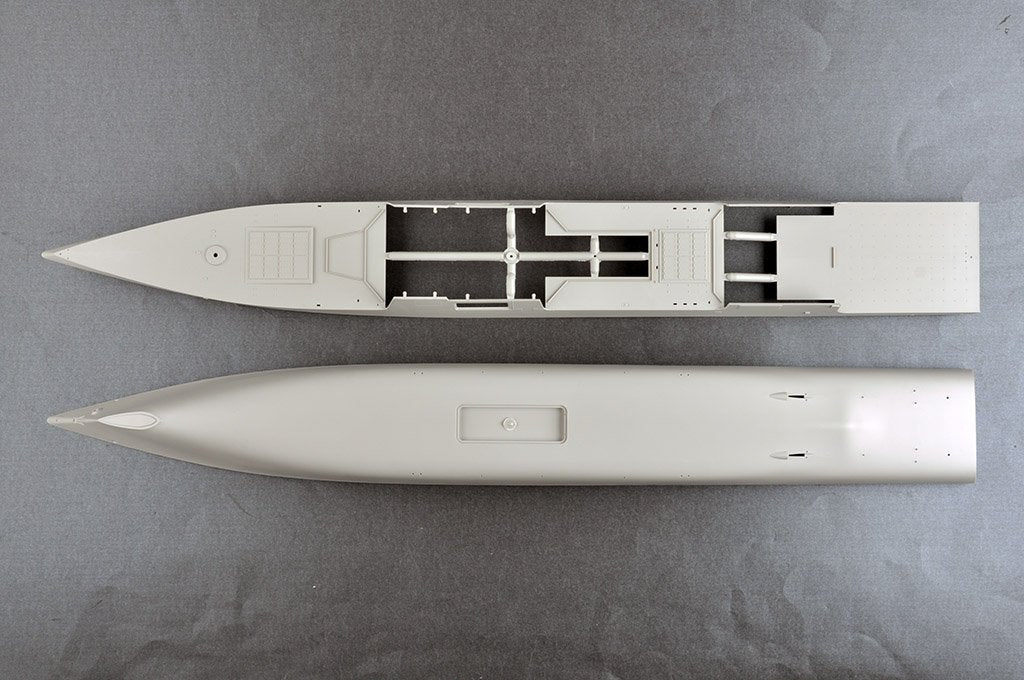 Trumpeter 03620 Chinese Navy Type 055 guided missile destroyer 1/200 – image 5