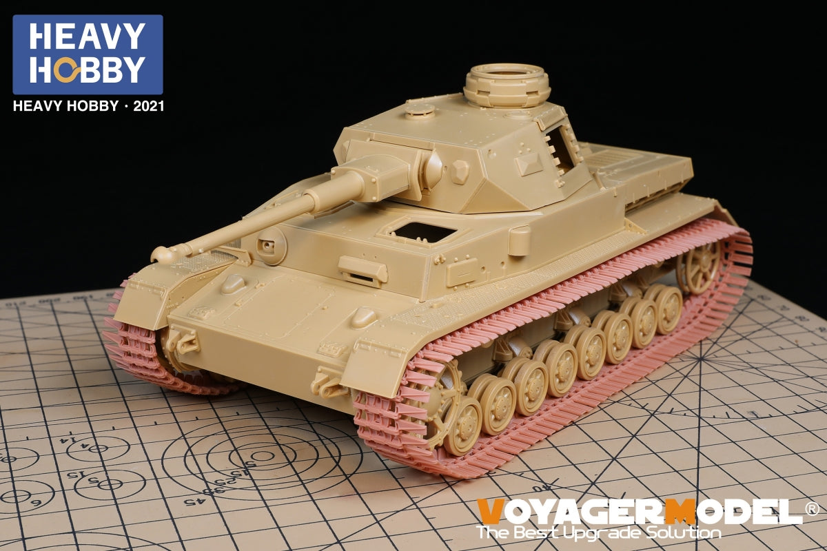 Heavy Hobby PT35012 WWII German Pz.III/IV Winterketten Tracks Pattern B 1/35 – image 3