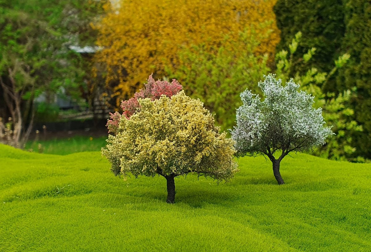 FREON DW2 Flowering trees - set of 3 pieces – image 4