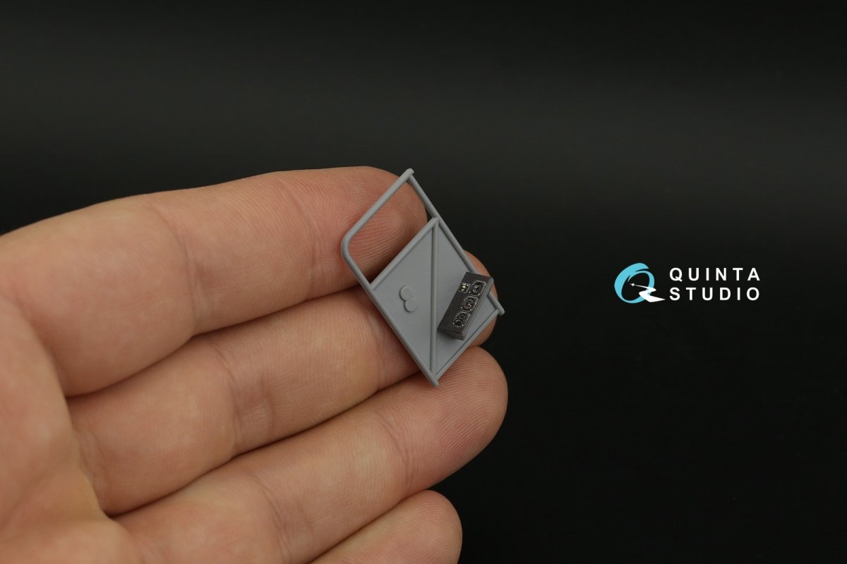 Quinta Studio QDS-35100 CH-54A 3D-Printed &amp;amp; coloured Interior on decal paper (ICM) (Small version) 1/35 – zdjęcie 5