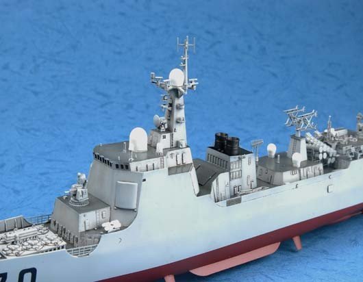 Trumpeter 04530 PLA Navy Type 052C DDG-170 LanZhou 1/350 – zdjęcie 6